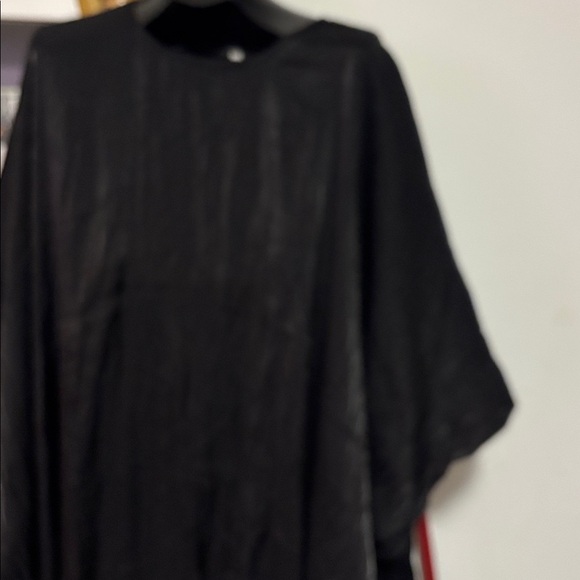 VINTAGE Black Muumuu- One Size Fits All - Picture 4 of 10